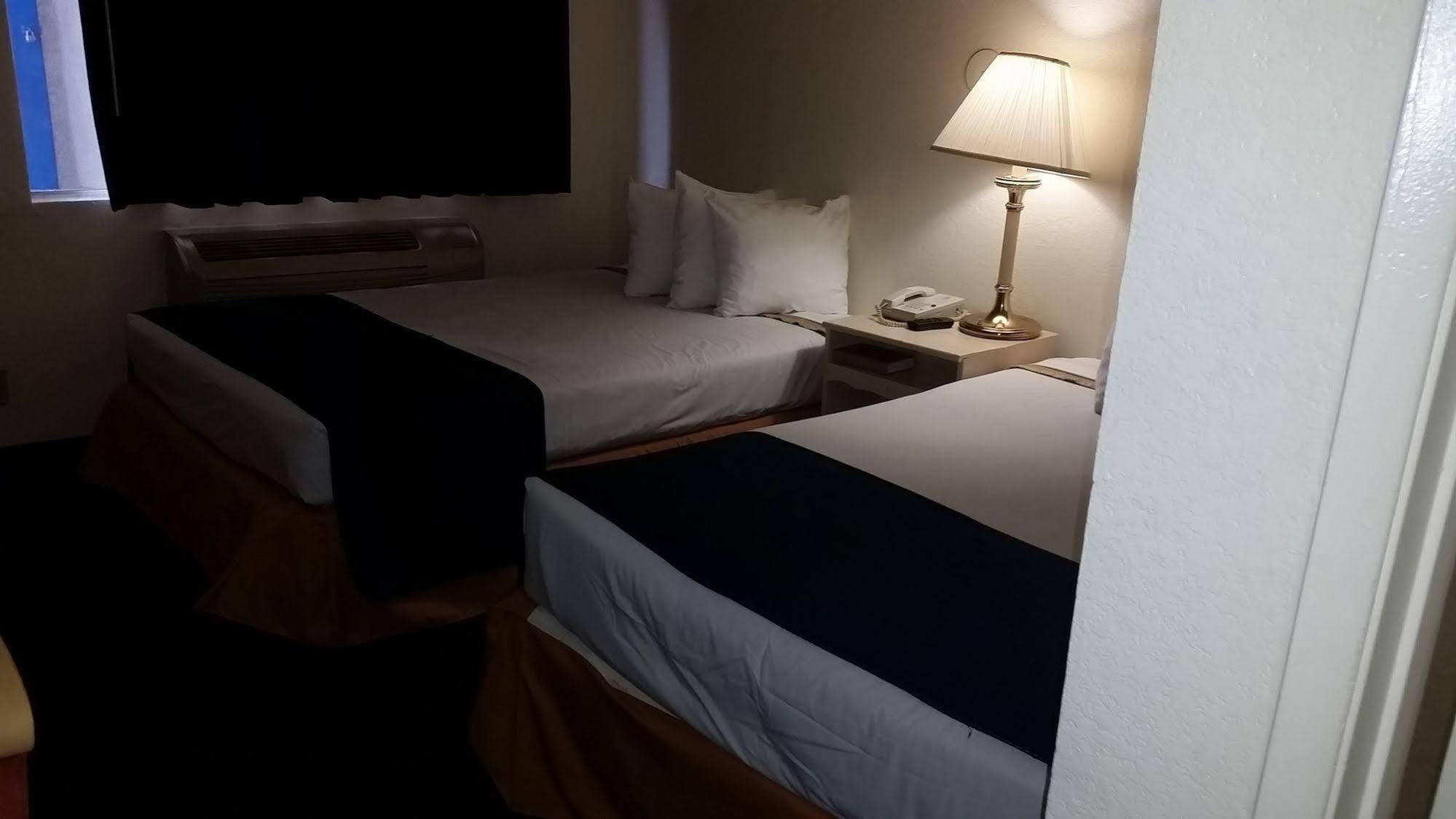 Americas Best Value Inn Las Vegas Strip Bagian luar foto