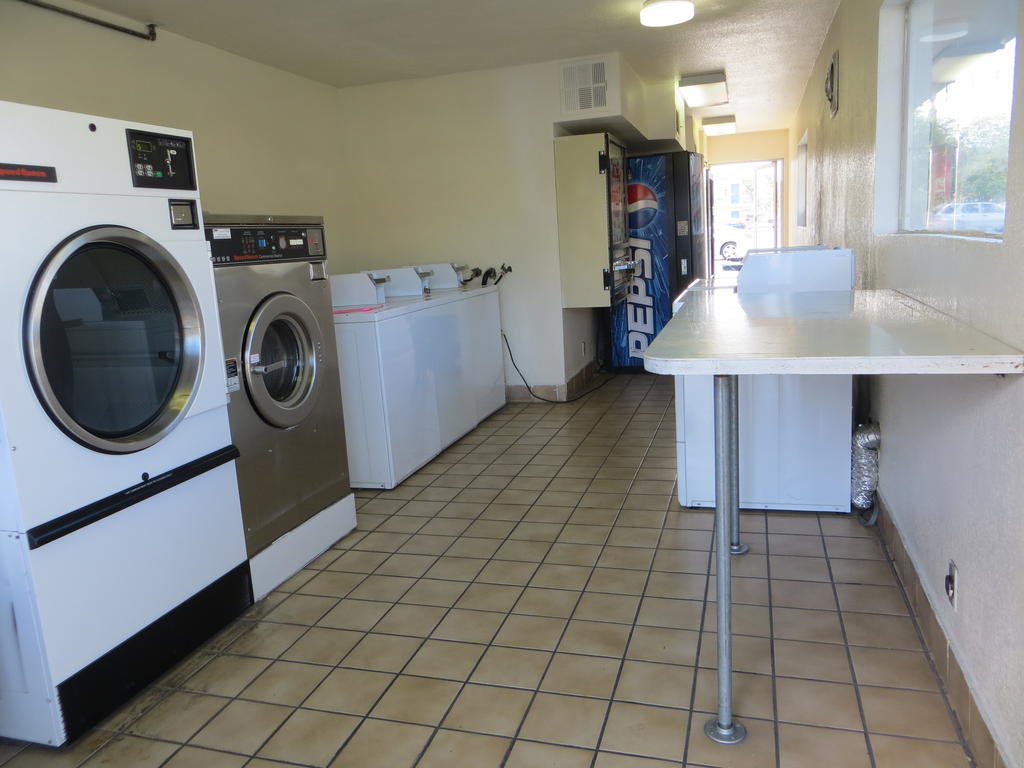 Americas Best Value Inn Las Vegas Strip Bagian luar foto