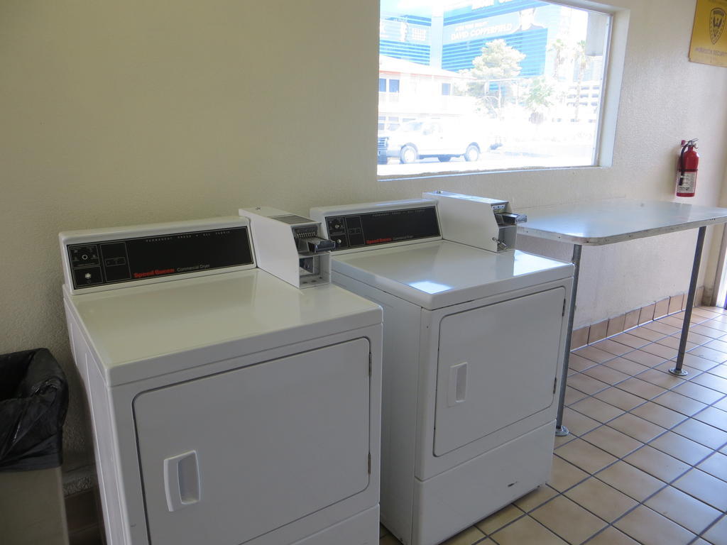 Americas Best Value Inn Las Vegas Strip Bagian luar foto